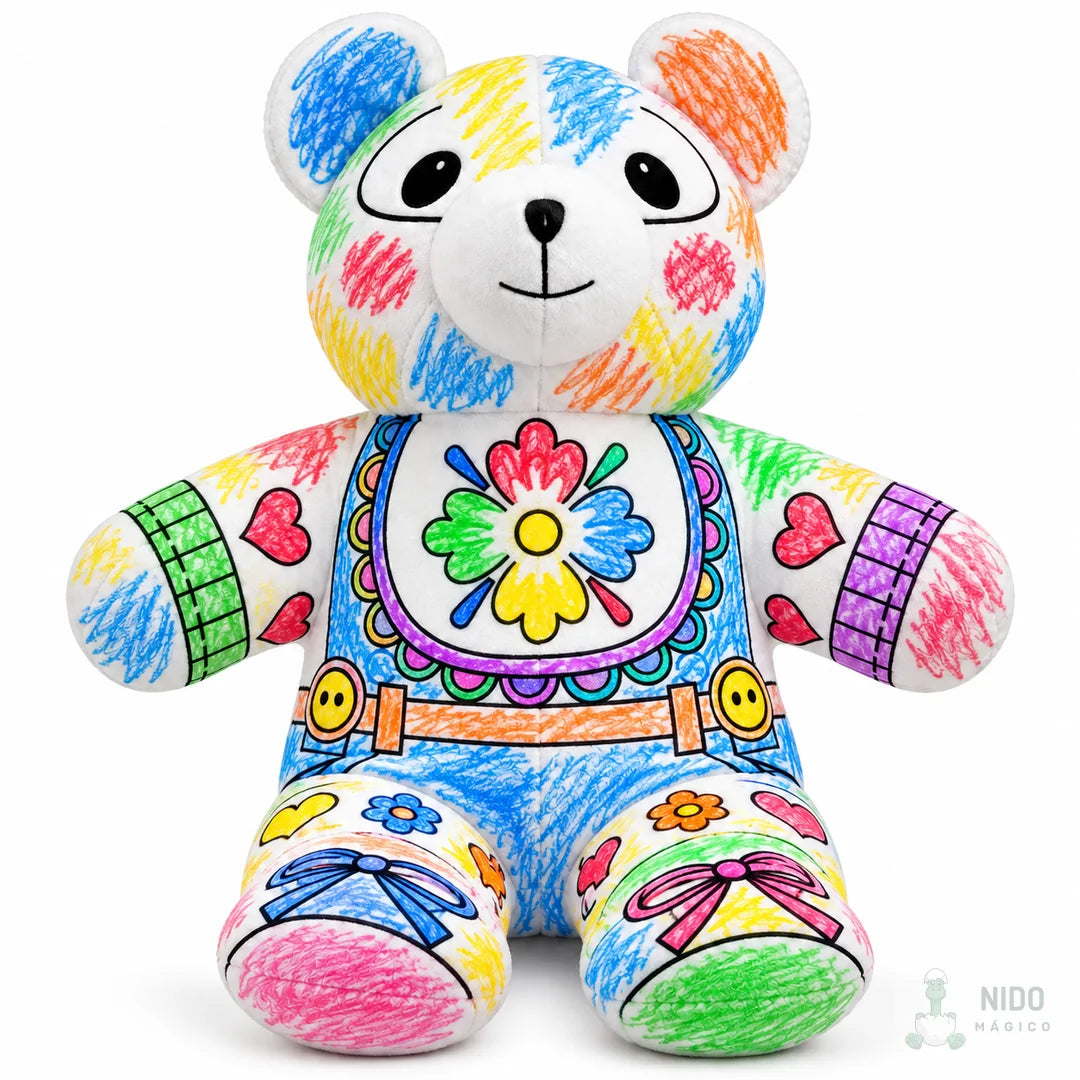 Peluche de oso después de colorearlo