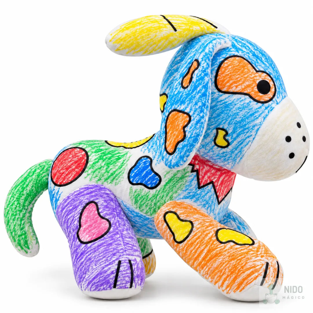 Peluche de perro después de colorearlo